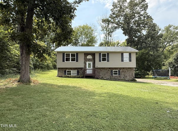 399 Hillcrest Drive, Greeneville, TN 37745