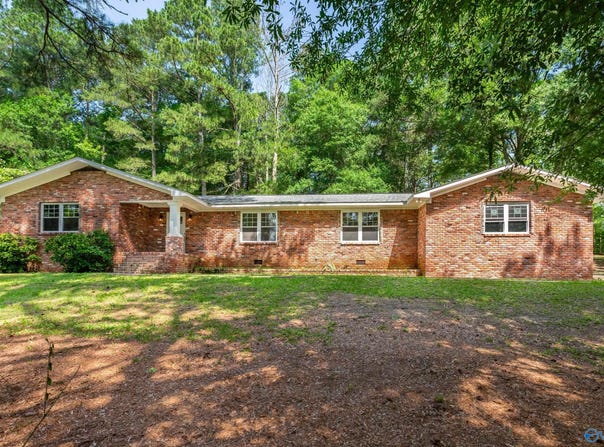 2810 Mountain View Drive, Southside, AL 35907