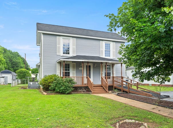 2527 Ossipee Front Street, Elon, NC 27244