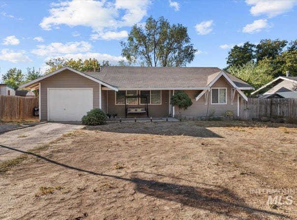 209 Mountain View Dr, Jerome, ID 83338