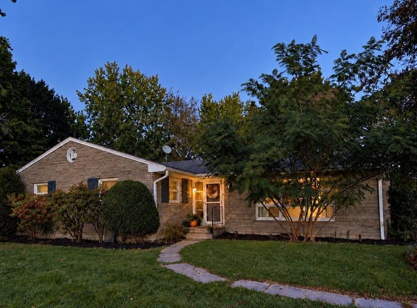 6 Hope Lane, Milton, NY 12547