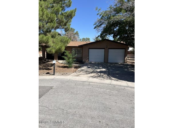 1820 Camelot Drive, Las Cruces, NM 88005