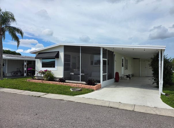 7349 Ulmerton Rd, Largo, FL 33771