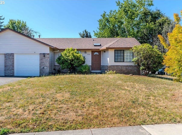 1330/1332 SW 28TH ST, Troutdale, OR 97060