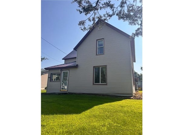 320 4th Avenue SW, Long Prairie, MN 56347