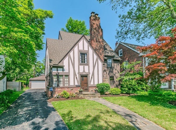 3336 Daleford Road, Shaker Heights, OH 44120