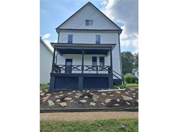 365 Chestnut, Hyde Park, PA 15641