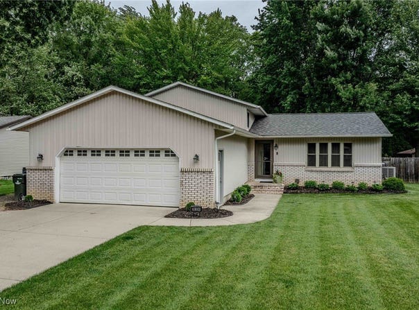 36304 Westfield Drive, North Ridgeville, OH 44039
