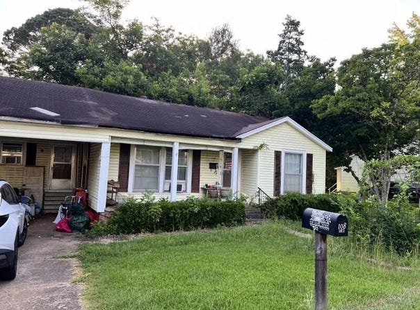108 Scott St., Houston, MS 38851