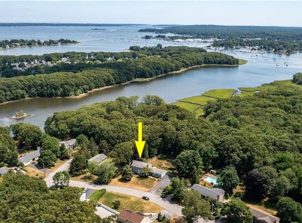 155 Oakdale Road, North Kingstown, RI 02852