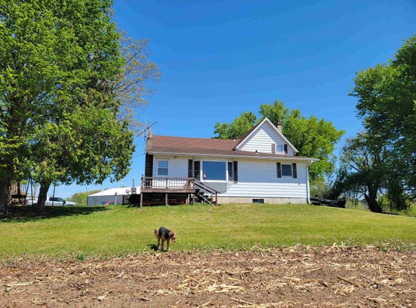 S1310 State 33 Road, La Valle, WI 53941-0000