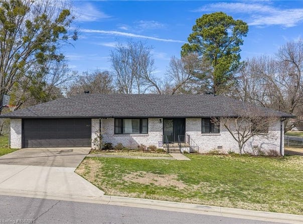 3500 Lucy LN, Fort Smith, AR 72903
