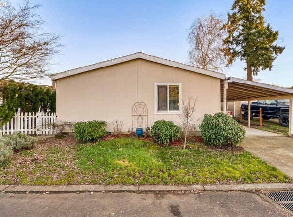 1111 SE 3RD Ave, Canby, OR 97013