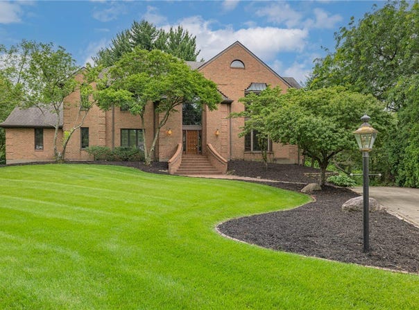 514 Shambord Circle, Kettering, OH 45429