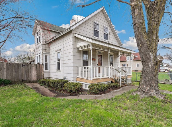 1203 N Broadway Street, Joliet, IL 60435