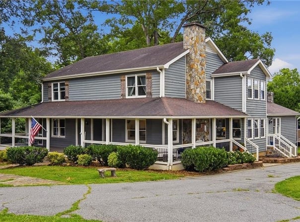 122 Helleri Circle, Advance, NC 27006