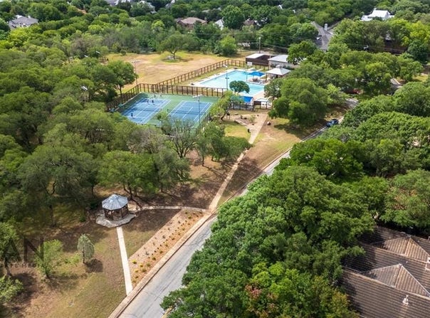 16 Cheshire Court, San Antonio, TX 78218