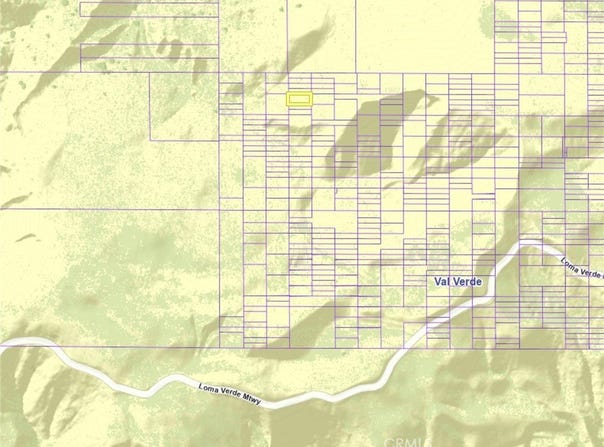 Near San Martinez, Val Verde, CA 91384