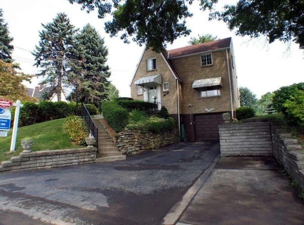 447 Wilson Dr, Penn Hills, PA 15235