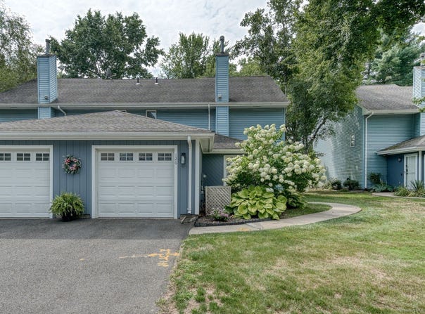 120 East Bluegill Lane, Suffield, CT 06078