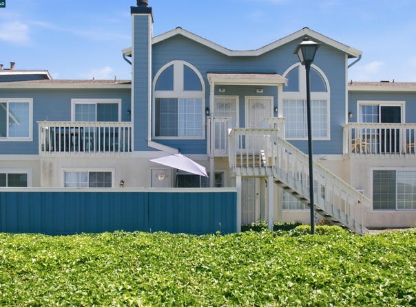 90 Glenwood, Hercules, CA 94547