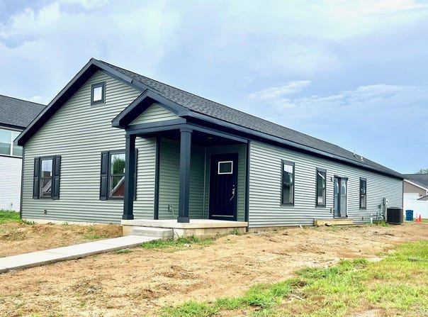 1105 Edgar Allan Road, Evansville, IN 47725