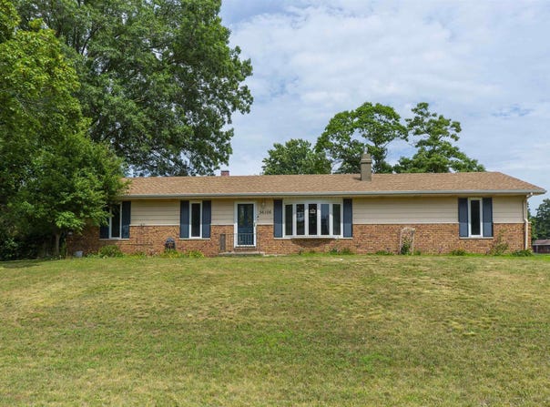 56106 Wynnewood Drive, Osceola, IN 46561