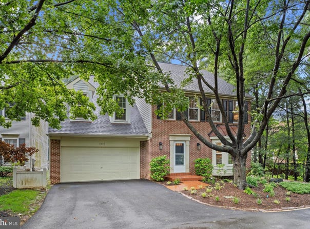 2300 YVONNES WAY, VIENNA, VA 22027