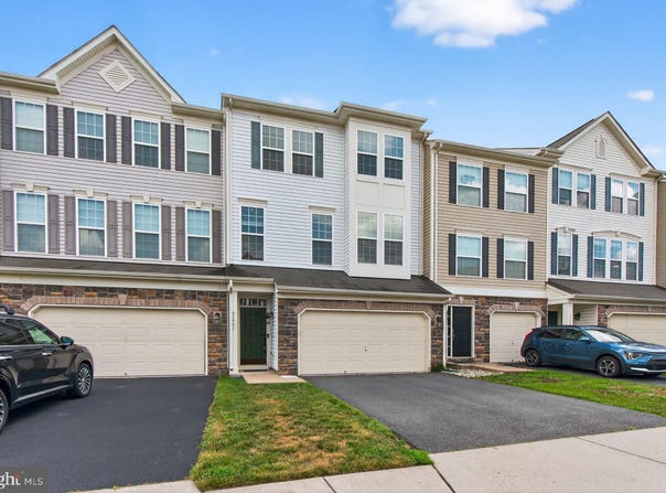 41901 DIAMONDLEAF TERRACE, ALDIE, VA 20105