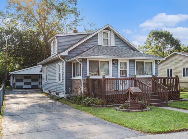 2737 Vermillion Street, Lake Station, IN 46405