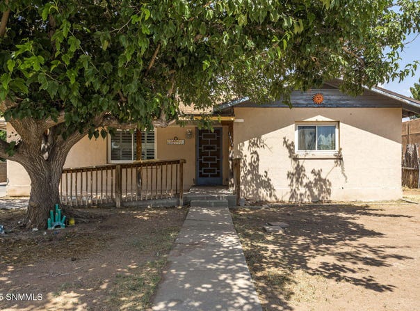 1934 La Jolla Avenue, Las Cruces, NM 88005