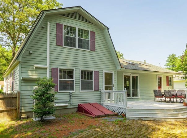 17 Leahy Road, Keene, NH 03431