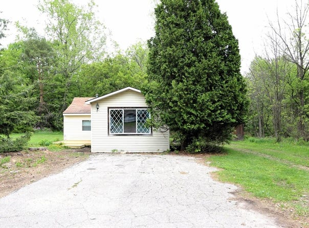 6259 Mercury Avenue, Burton, MI 48509