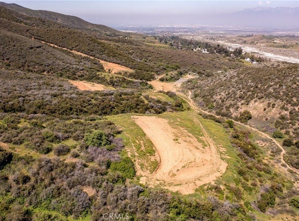 3 Plummers Lane, Mentone, CA 92359