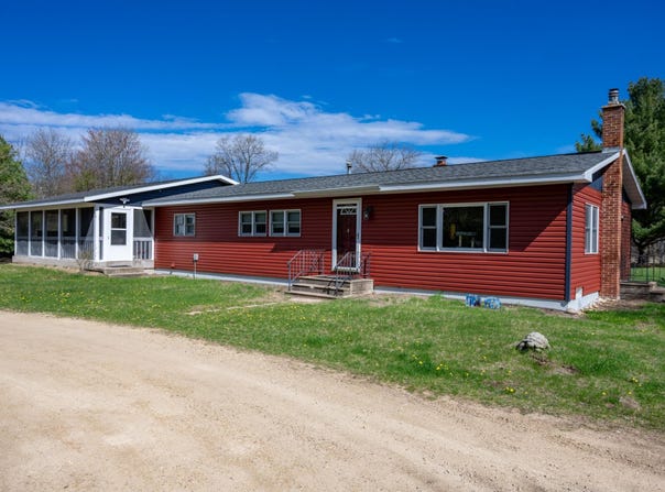 W5254 McNally Road, Necedah, WI 54646