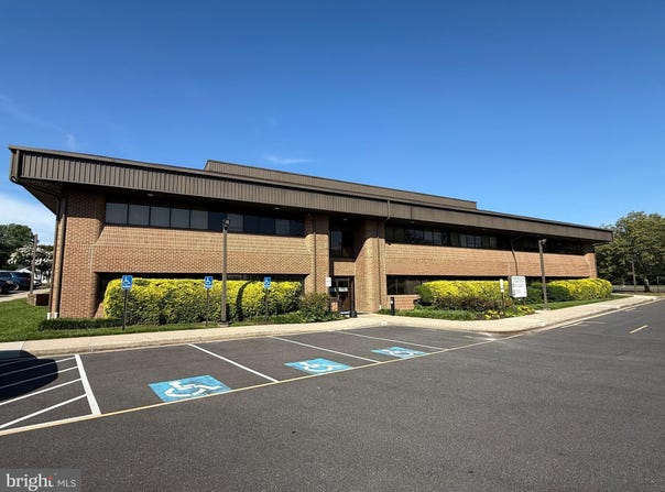 560 RIVERSIDE DRIVE, SALISBURY, MD 21801