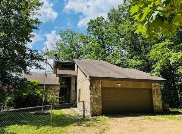 1785 Springwood Drive, Harrison, MI 48625