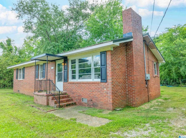 504 MAUMEE BOULEVARD, WEAVER, AL 36277