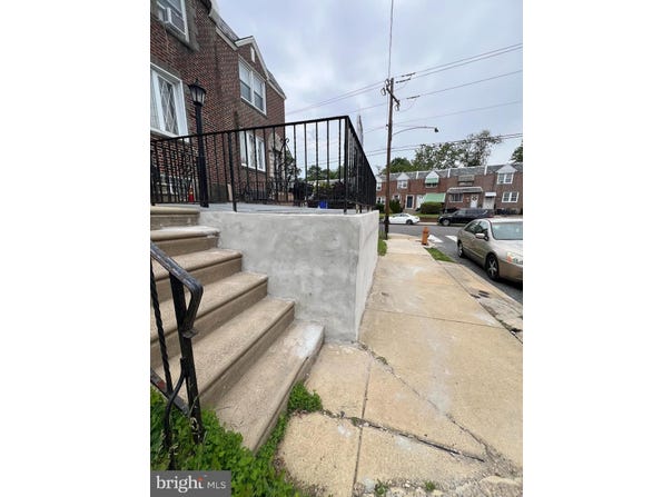 202 STEARLY STREET, PHILADELPHIA, PA 19111