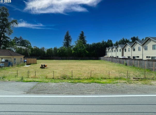 3845 SE 136TH AVE, Portland, OR 97236