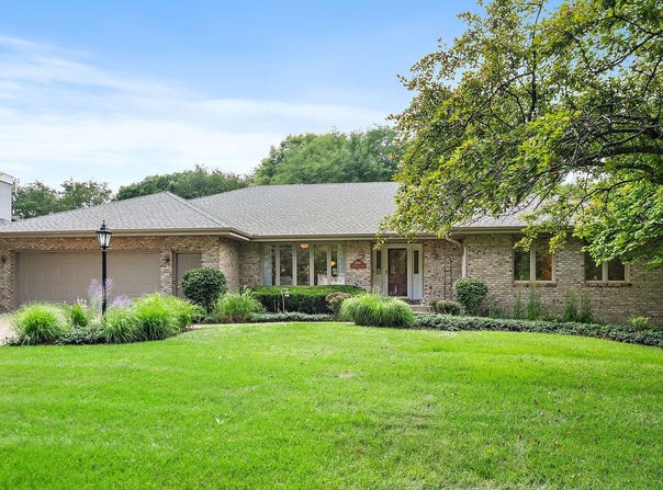 2847 Wedgewood Drive, DeKalb, IL 60115