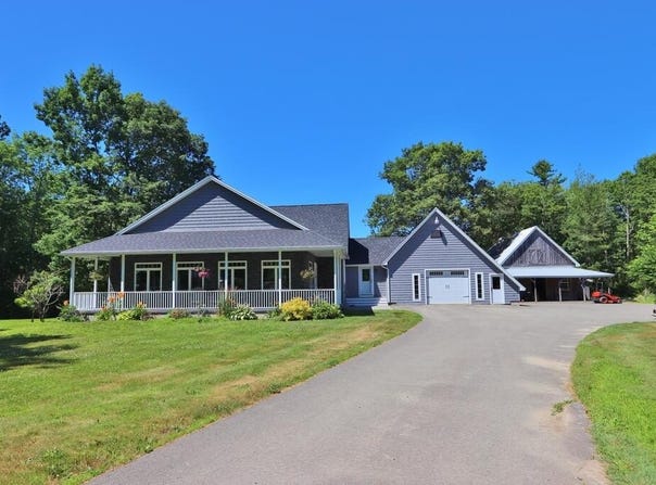 80 Flinn Road, Newburgh, ME 04444