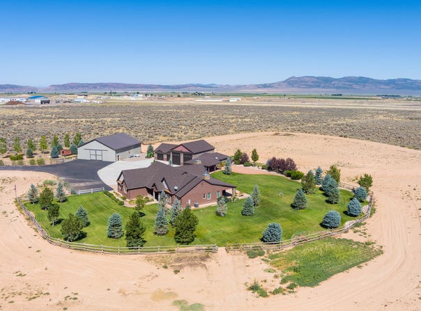 520 Old Paragonah, Parowan, UT 84761