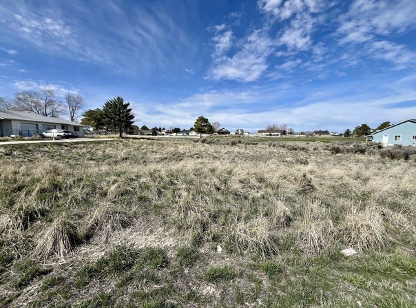 353 Parkchester Drive, Spring Creek, NV 89815