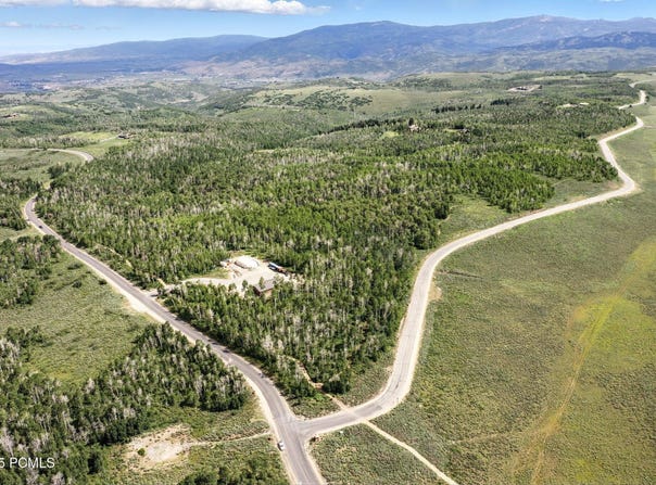 1555 N Wolf Creek Ranch Road, Kamas, UT 84036