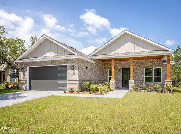 3615 Pine Neddle Circle, Gautier, MS 39553