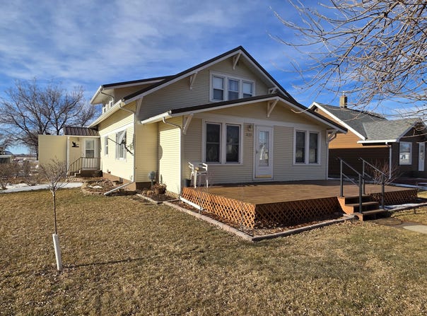393 Marsh Street, Hoven, SD 57450