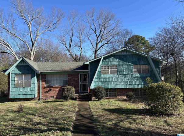308 25TH AVENUE, CENTER POINT, AL 35215