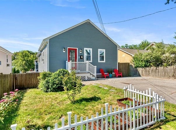 93 Church Street, Barrington, RI 02806
