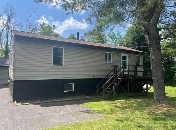 4434 Verplank Road, Clay, NY 13041
